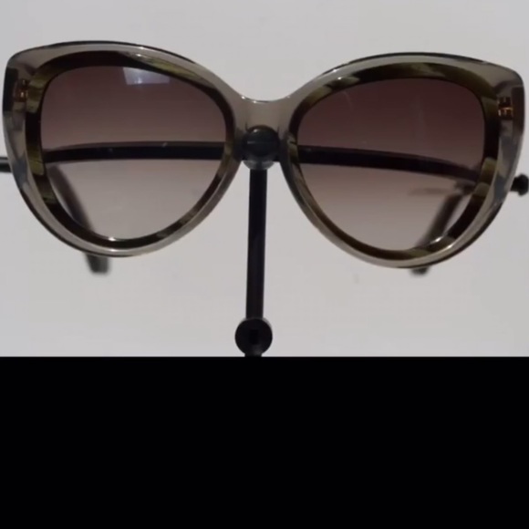 Brand New Designer Sunglasses- BALENCIAGA - Picture 2 of 2